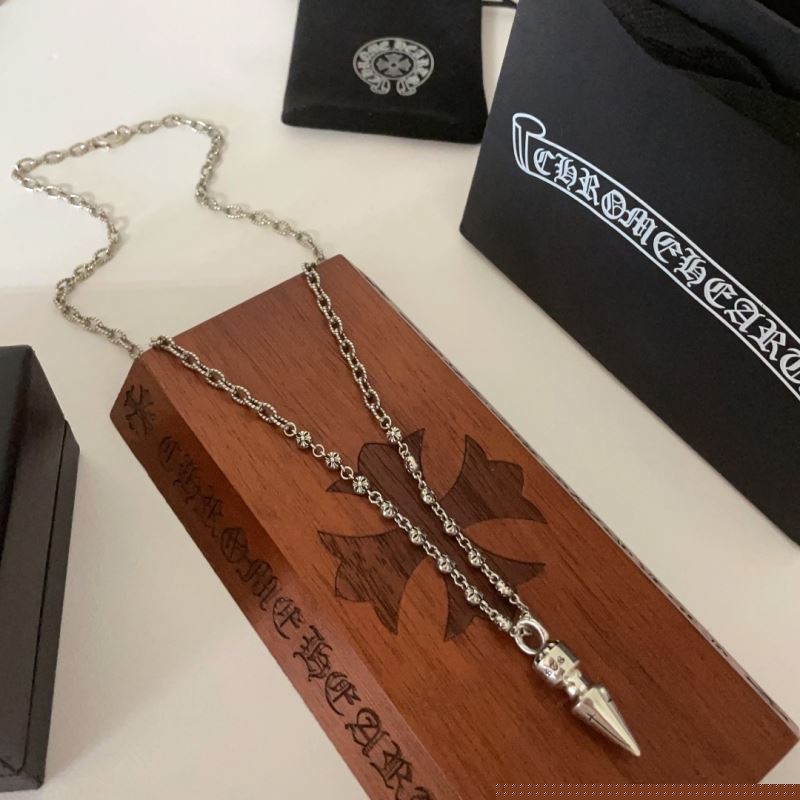 Ch**me He**ts necklaces